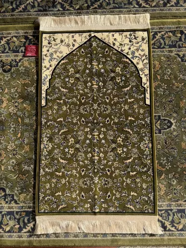 Молитвенный коврик Madina из Саудовской Аравии - Дизайн мечети Пророка
