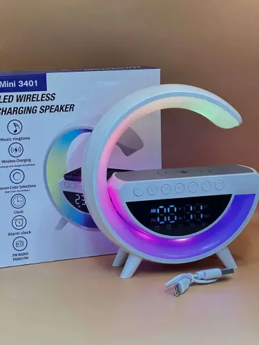 LED-колонка с часами Mini3401, беспроводной зарядкой, будильником, FM-радио и RGB-подсветкой.
